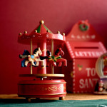 Декоративна въртележка HOMLA SONGA 11x18 см.