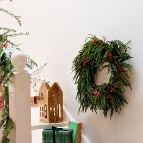 Венец HOMLA LARCH 60 см.