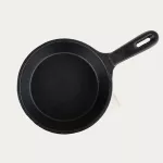 Чугунен тиган с поставка HOMLA ANDREAS 21x12 см