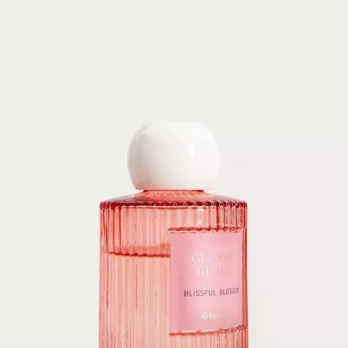 Ароматна свещ HOMLA CLASSIC GRACE Blissful Blossom