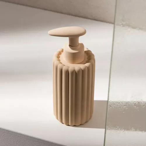 Диспенсър за течен сапун HOMLA SOLVANI 7x7x12.9 см, бежов