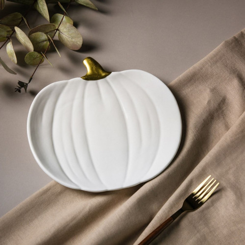 Чиния тиква HOMLA PUMPKIE 23,8x19,5 см. Чиния тиква HOMLA PUMPKIE 23,8x19,5 см.