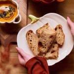 Чиния тиква HOMLA PUMPKIE 23,8x19,5 см. Чиния тиква HOMLA PUMPKIE 23,8x19,5 см.