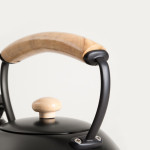 Чайник HOMLA B2 VIRGEN ESSENTIALS 2500 мл., черен