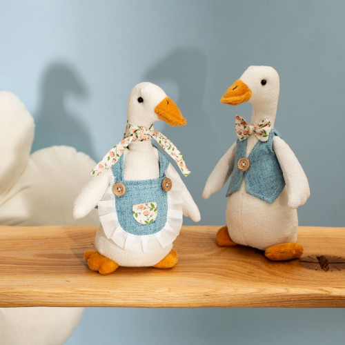 Декорация гъска-момче HOMLA GUS 21 см.
