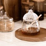 Буркан за мед с лъжица HOMLA REGEL 550 мл. Буркан за мед с лъжица HOMLA REGEL 550 мл.