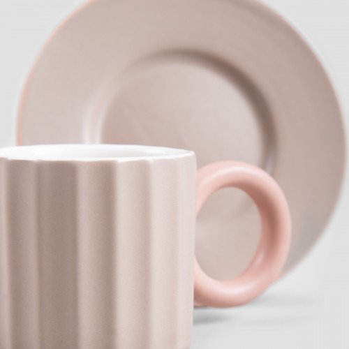 Чаша с чиния HOMLA YELLY 100 мл., бежов Чаша с чиния HOMLA YELLY 100 мл., бежов