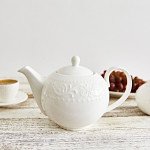 Чайник HOMLA SYLIA 1000 мл.