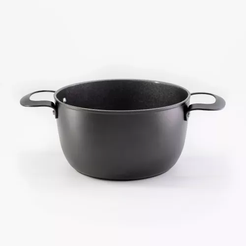 Тенджера с капак UGNAR 2.5л черна