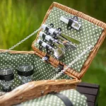 Пикник кошница за 4 души DUKA PICKNICK, зелена на точки