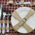 Пикник кошница за 4 души DUKA PICKNICK, кафяво каре